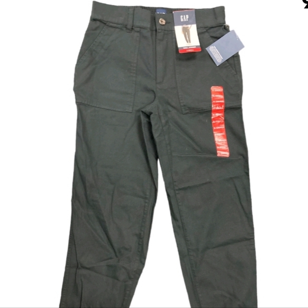 NWT GAP Ladies Twill Joggers Small Black
